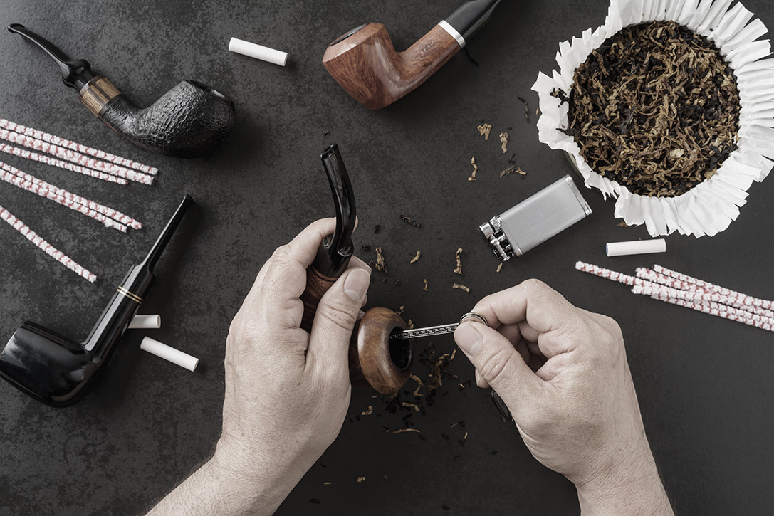 How-To-Clean-A-Tobacco-Pipe